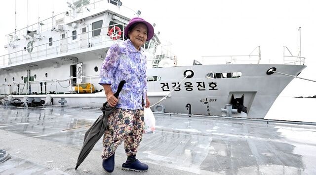 [앵글속 세상] 섬마을 아픔 치유하러 오늘도 바다 누빕니다
