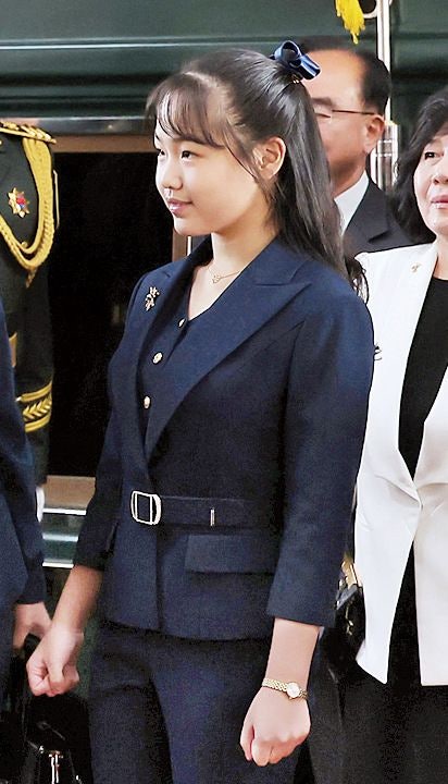 김주애 등장에 외신들 주목… ‘잠재적 후계자’ 소개