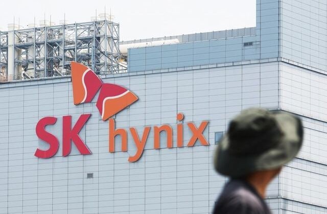 SK하이닉스 이천공장 최첨단 EUV 장비 도입… D램시장 선두 굳히기