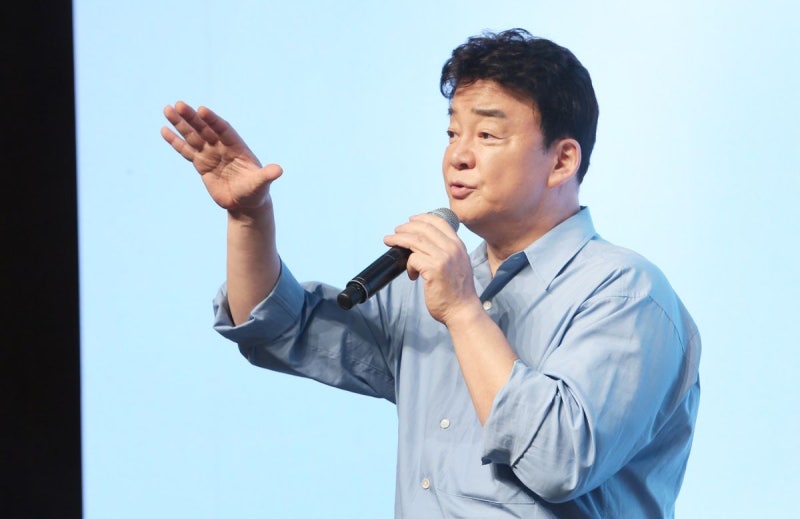경찰, ‘원산지 허위표시 의혹’ <b>백종원</b> 불러 피의자 조사