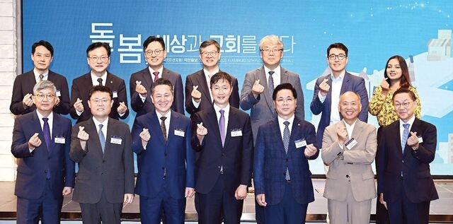  “교회, 주민 동행하는 돌봄 허브 되려면 목회관 돌아봐야”