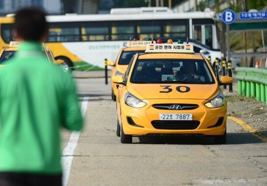 [사설] 고3 운전면허까지 지원하는 교육교부금 행정의 민낯