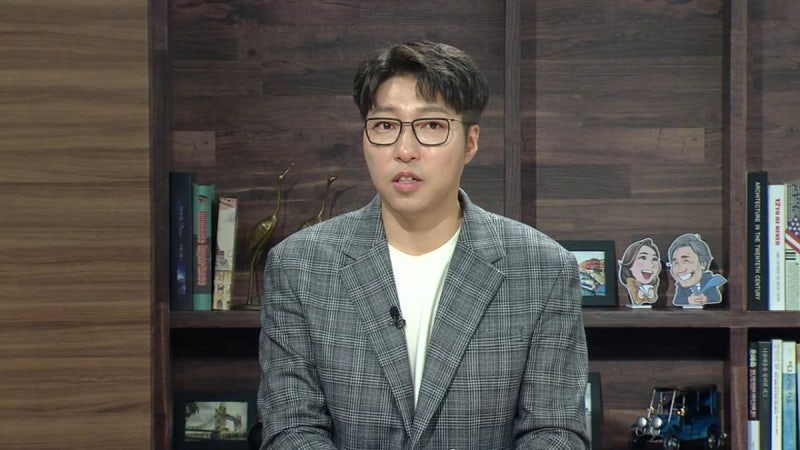 144만 유튜버 <b>대도서관</b>, 자택서 숨진 채 발견