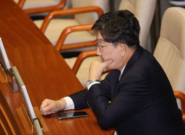 특검 “죄질이 불량한 국정농단”… 권성동 체포동의안 국회 보고