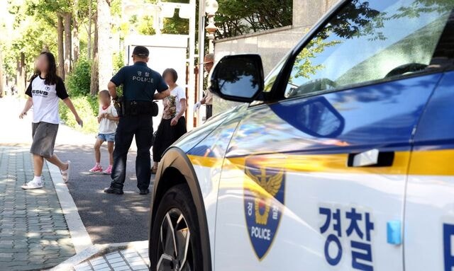 [포토] 잇단 유괴 시도에 초등교 순찰 강화