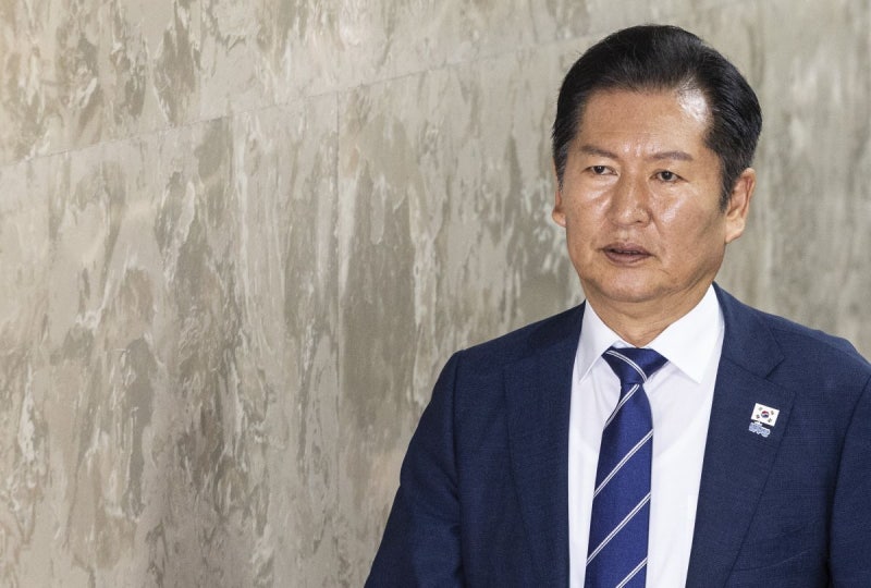 조희대 저격한 <b>정청래</b> “<b>사법개혁</b>은 <b>사법</b>부가 시동 걸고 <b>자초</b>”