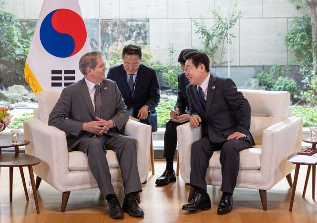 美 직접 설득한 이 대통령… “한국 경제, 일본과 다르다”