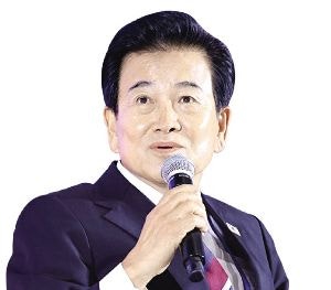 “北, 美본토 타격 가능한 3대 국가”… 북핵 인정한 통일장관