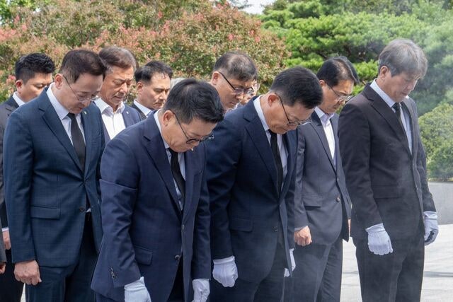 한화 방산 3사, 현충원 공동 참배