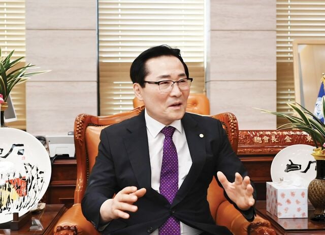 “내부 갈등엔 섬김과 화합, 사회 비판엔 책임지는 자세”