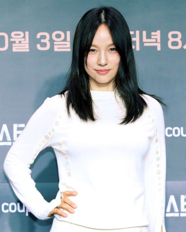 이효리 “서바이벌 진행 어려워”… 메이크업 예능으로 복귀