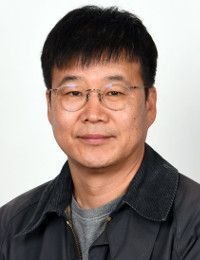 [내일을 열며] 러닝과 독서, 속도에 맞서