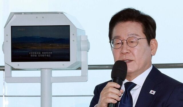 이산가족들 생사 확인, 남북 모든 정치의 책임