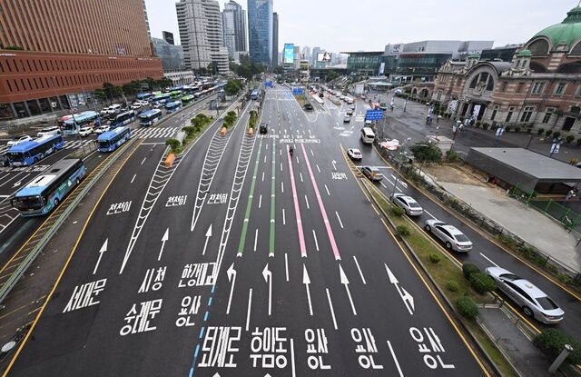 [포토] ‘3200만 대이동’… 한산한 서울 도심