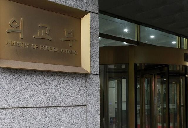 외교부 중도 퇴직 급증… 인재 유출에도 속수무책