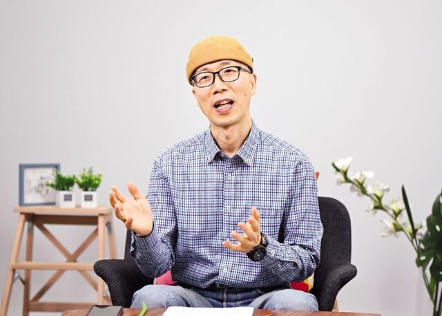 “모순된 세상서 희망 발견하는 법? 소설에 있지요”