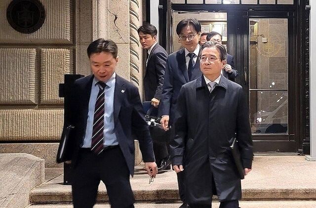 ‘선불 요구’ 선회 가능성…  트럼프 결심만 남았다