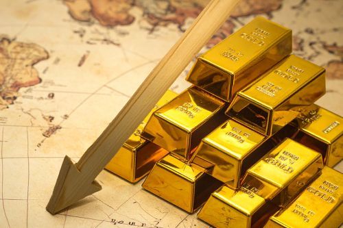 금값 하루만에 5% 넘게 폭락, 뭔 일이야?!