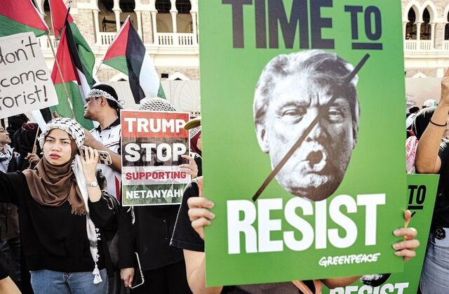 ‘레이건 광고’에 발끈한 트럼프, 캐나다에 10% 추가 관세