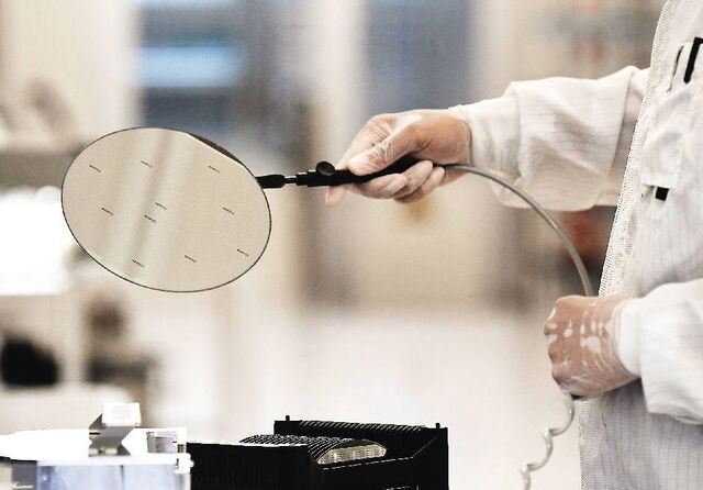 [송세영 특파원의 여기는 베이징]  제2 희토류 된 ‘車 반도체’… 완성차 업계 생산 멈추나