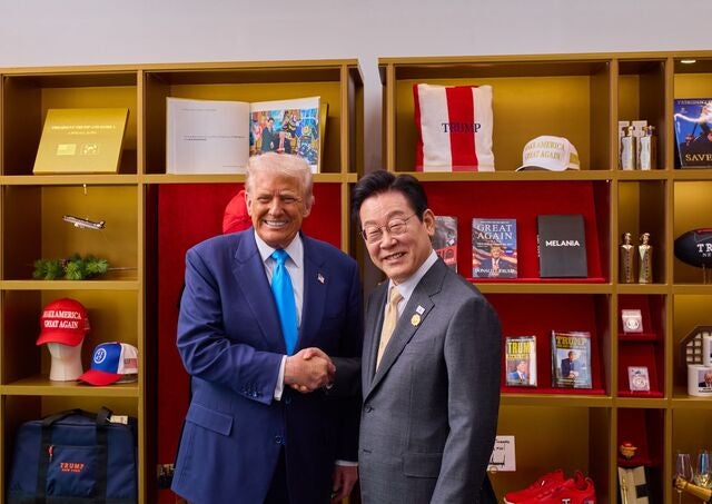 李 “트럼프 피스메이커” 추켜세워, 트럼프도 “우리는 좋은 친구” 화답