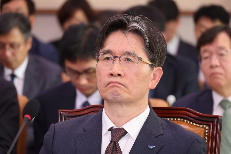 <b>오동운 공수처장</b>, 해병특검 출석…직무유기 피의자