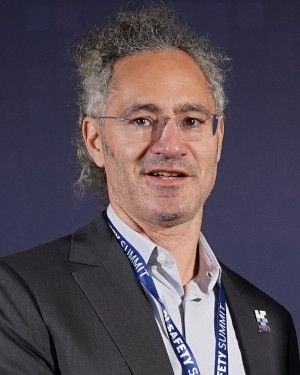 “대학은 시간낭비” 팔란티어의 ‘고졸 채용’ 실험