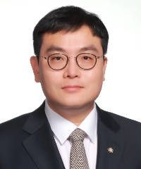 [시론] 국회 결혼식 논란이 드러낸 특권의 민낯