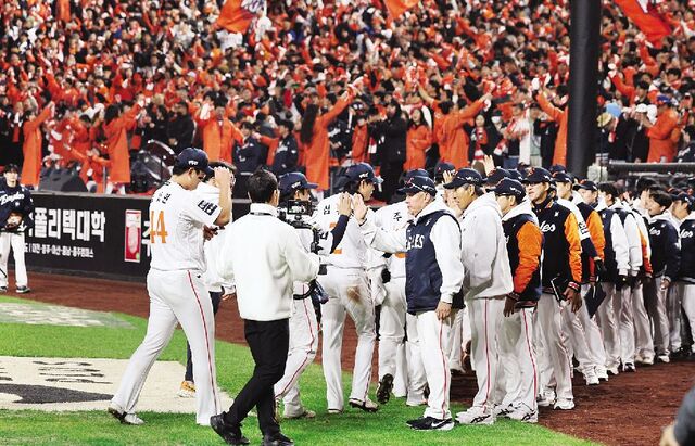 돌풍 일으키며 ‘절반의 성공’… 내년 폰세 공백 대비가 관건