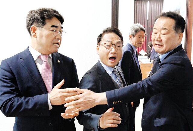 박선원 의원 이재명 대북송금 무관 발언에 국힘 정보위 발칵 뒤집혔다