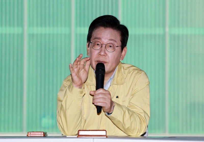 이 대통령, ‘<b>내란특검</b>’ <b>수사</b>기한 <b>연장</b> 승인