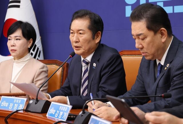 與 내란재판부 속도조절에도… 강경파 “순방 후 법 통과”