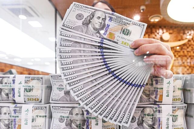 해외 금융자산 ‘부메랑’… 원화 가치, 금융위기 이후 최저치