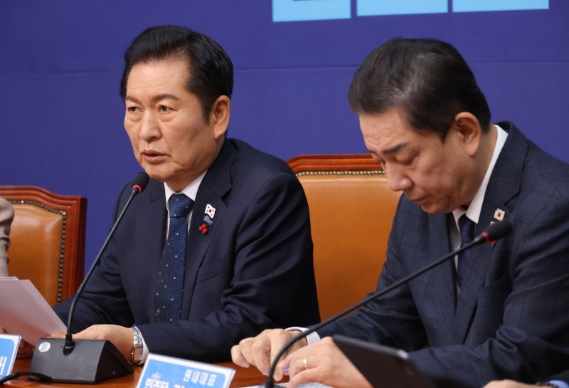 <b>정청래</b> “<b>추경호</b> 구속되면 국힘 해산 목소리 높아질 것”