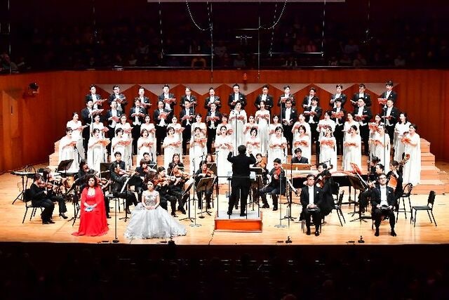 12월 공연장에 울려 퍼지는 “할렐루야”