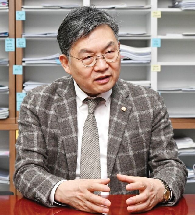 “전국에 분산된 외상센터 17곳 선택과 집중 필요”