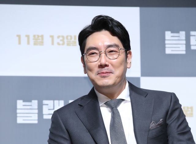 <b>조진웅</b> ‘<b>소년범</b>’ <b>인정</b>에…SBS ‘갱단과의 전쟁’ 내레이션 교체