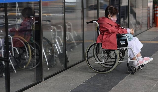 부양비 제도 내년 1월부터 폐지…  자식 연 끊겨도 의료급여 받는다