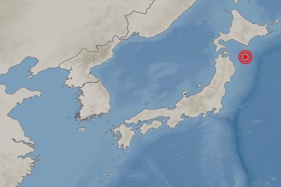 일본 혼슈 최북단 아오모리현 동쪽 해상(빨간색 원)에서 12일 오전 11시44분쯤 규모 6.7의 지진이 발생했다.한국 기상청 홈페이지