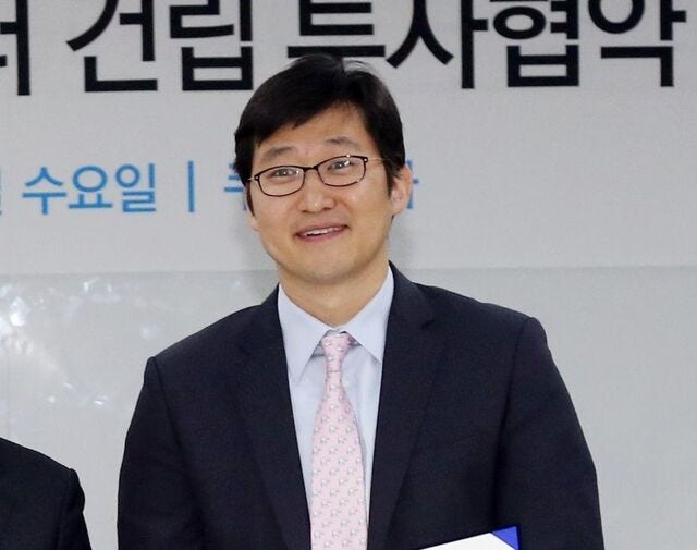 못 나간다는 김범석…  與 “쿠팡 국정조사”  국회 불러 세운다