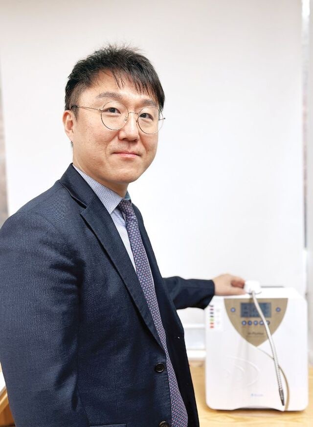 “사명·기술로 탄생한 ‘생명의 물’ 마시며 건강 지켜요”