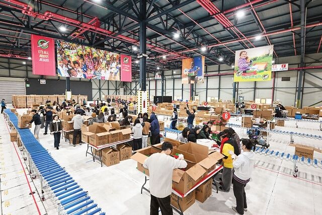 선물상자마다 복음·사랑을 눌러담다