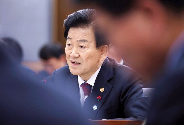 정동영 ‘대륙철도·관광…’ 대북제재 최소 5개 풀려야만 가능 [팩트체크]