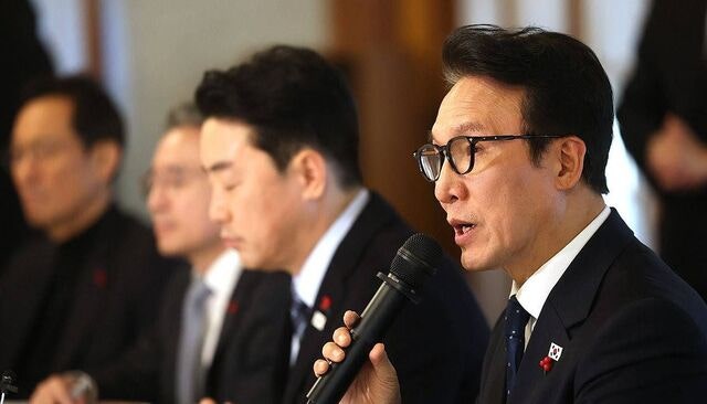 당·정·대 “석화·철강 구조개편 불가피”