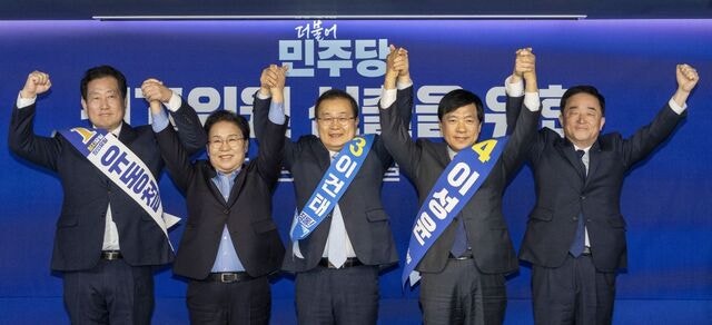 “내란 세력”“자기 정치”…  민주 ‘명청 대전’ 격화