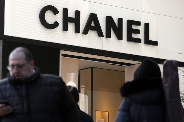 샤넬, 루이비통 제치고 명품 1위 등극! ㄷㄷ