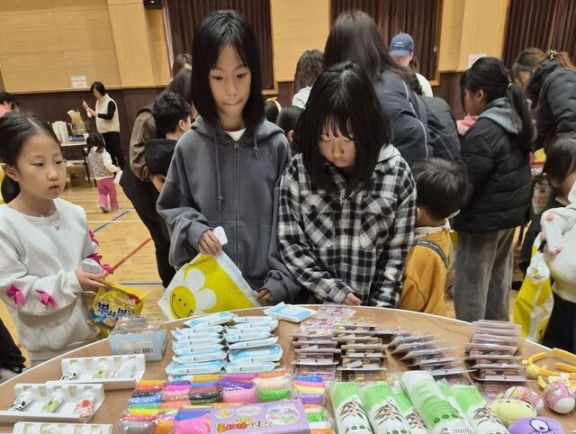 달란트 시장 인기… 섬마을 활기 불어넣은 교회학교