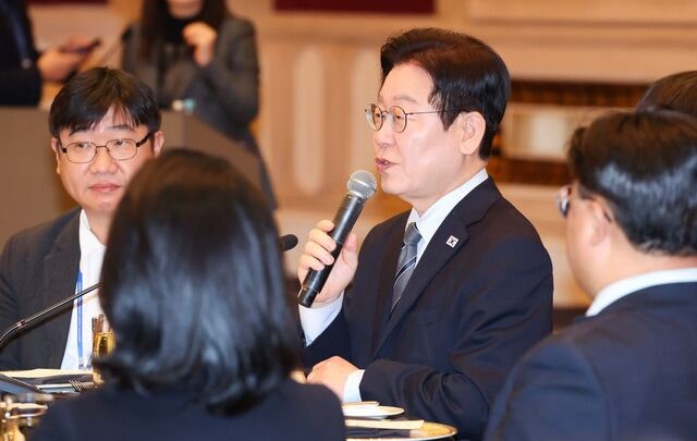 李, 한·중 해군 서해 연합훈련 재개 제안