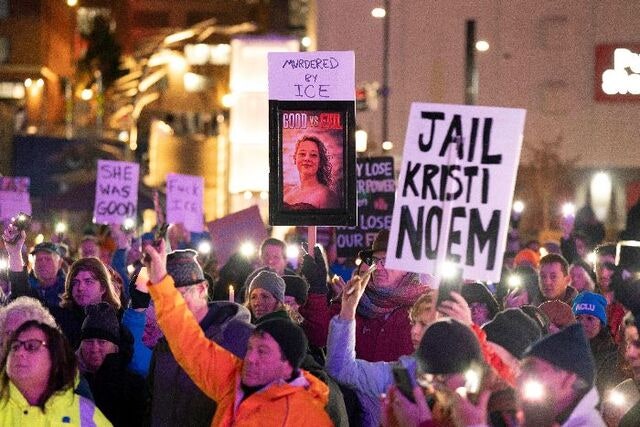 이민단속 중 총격 여성 사망…  美 전역으로 항의 시위 확산