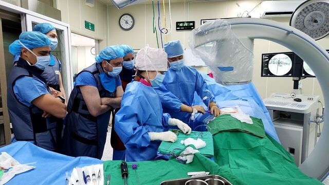 내시경 척추 수술 확산… 고난도 경추·흉추에도 적용